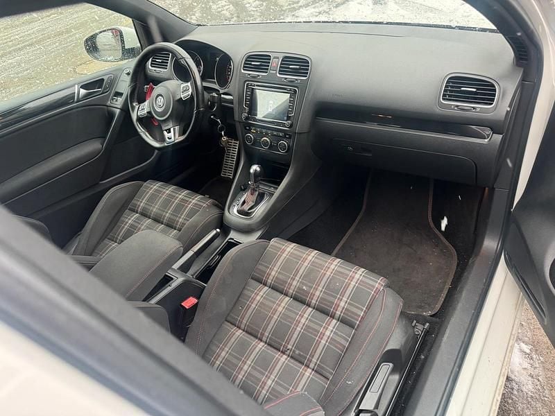 Gebraucht VW Golf GTI 211 PS (155 kW) 2010 Weiß Coupé