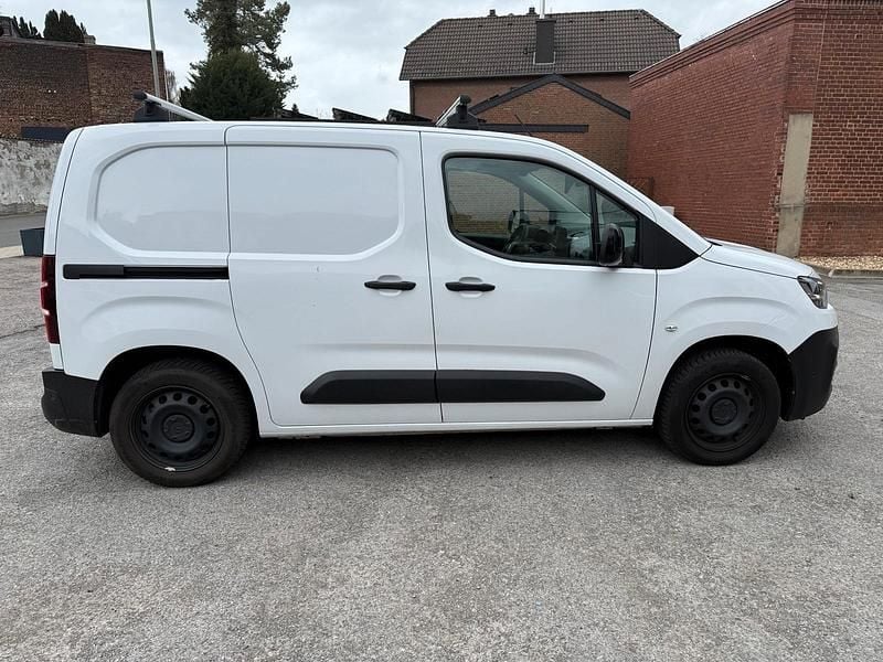 Gebraucht Citroën Berlingo 110 PS (80 kW) 2024 Weiß Van / Kleinbus