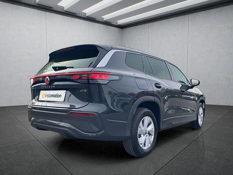 Neu VW Tayron 150 PS (110 kW) 2026 Grau SUV