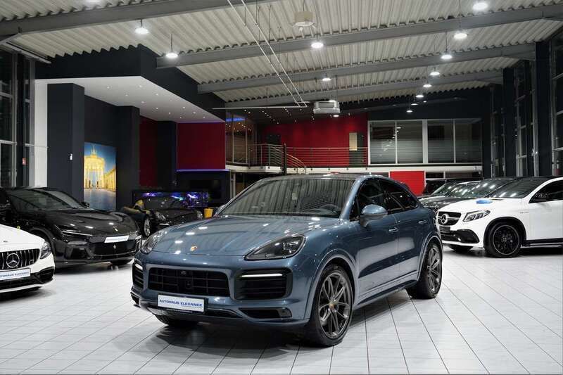 Other Gebraucht 2019 Porsche Cayenne S Chrono SUV | 67.980 € (Teuer) - Bild 1/4