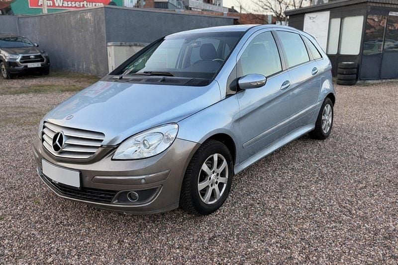 Gebraucht Mercedes B170 116 PS (85 kW) 2006 Blau Van / Kleinbus