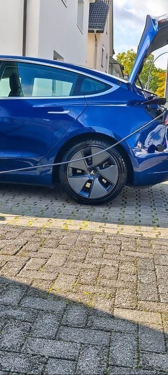 Gebraucht Tesla Model 3 RWD 239 kW (325 PS) 2020 Blau Limousine