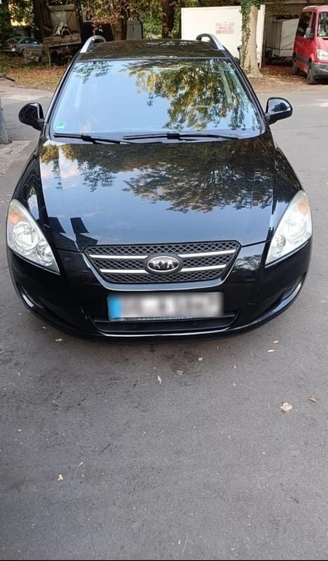 Schwarz Gebraucht 2009 Kia Ceed Kleinwagen | 2.200 € (Guter Preis) - Bild 1/4