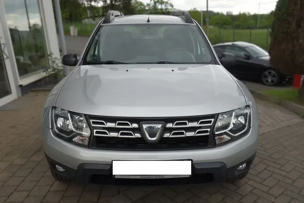 Gebraucht Dacia Duster Lauréate 125 PS (91 kW) 2014 Silber SUV