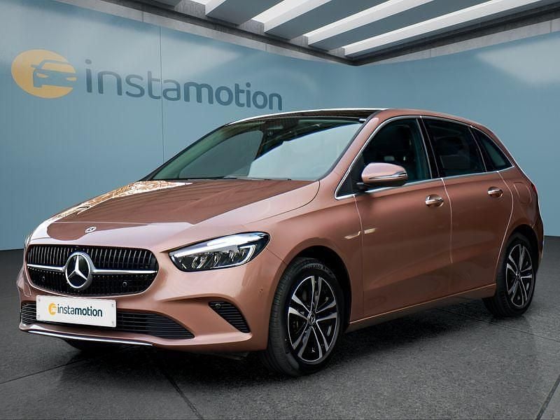 Gold Gebraucht 2023 Mercedes B250e Van / Kleinbus | 30.049 € (Guter Preis) - Bild 1/4