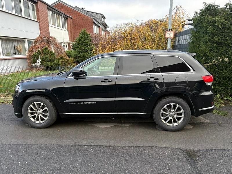 Gebraucht Jeep Grand Cherokee Summit 250 PS (183 kW) 2020 Schwarz SUV