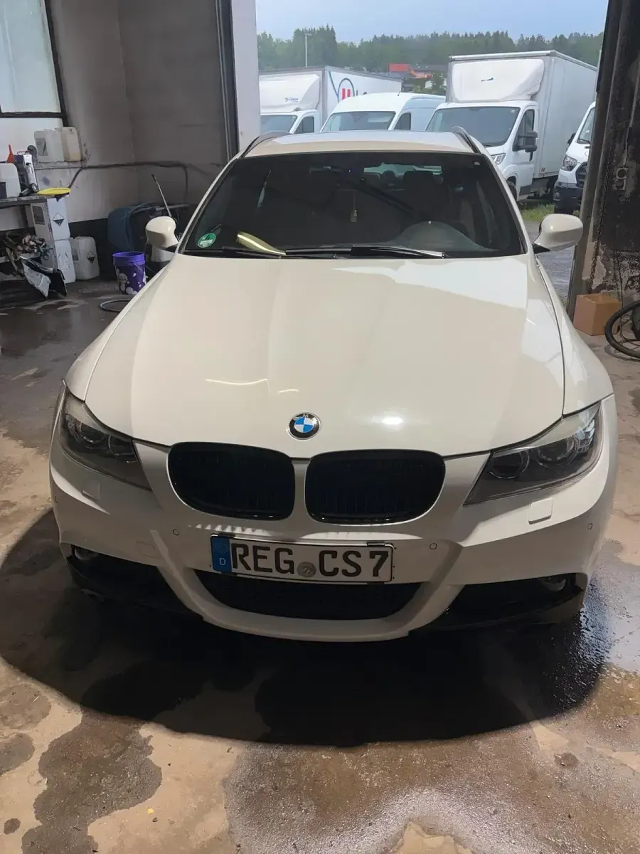 Gebraucht BMW 320 M Sport 184 PS (135 kW) 2012 Weiß Kombi
