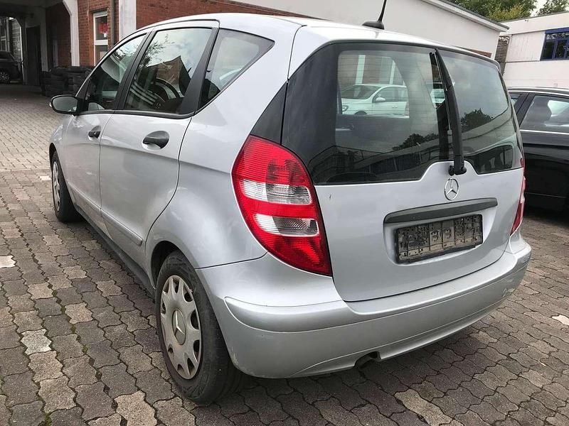 Gebraucht Mercedes A150 Elegance 95 PS (69 kW) 2004 Silber Limousine