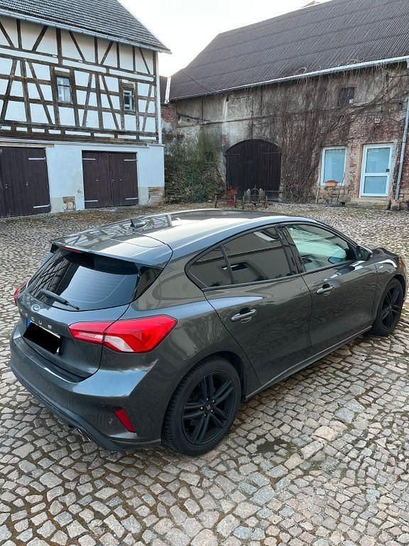 Gebraucht Ford Focus ST-Line 150 PS (110 kW) 2018 Grau Limousine