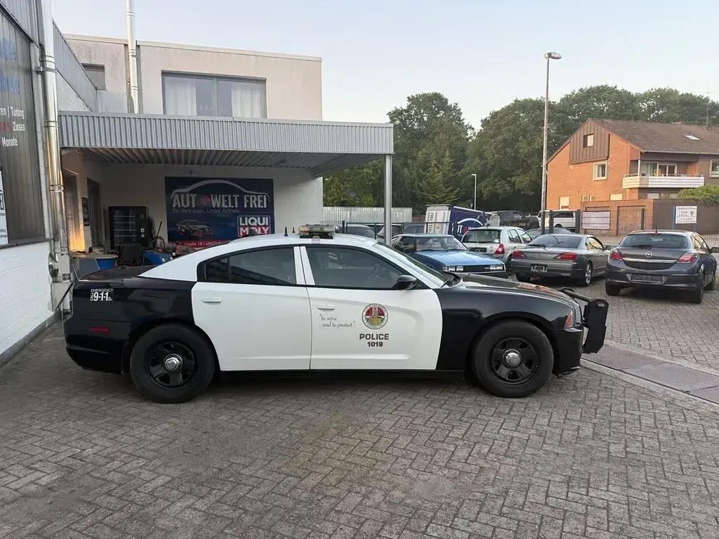 Gebraucht Dodge Charger 370 PS (272 kW) 2012 Original police car Limousine