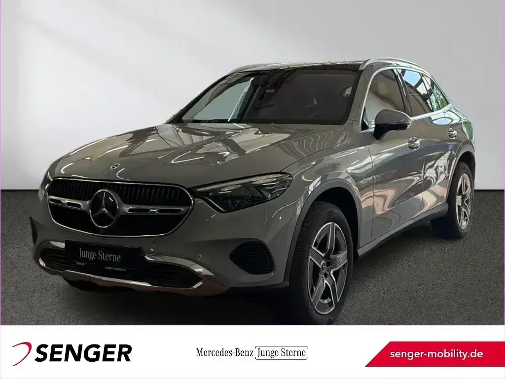 Gebraucht Mercedes GLC300 Avantgarde 269 PS (197 kW) 2024