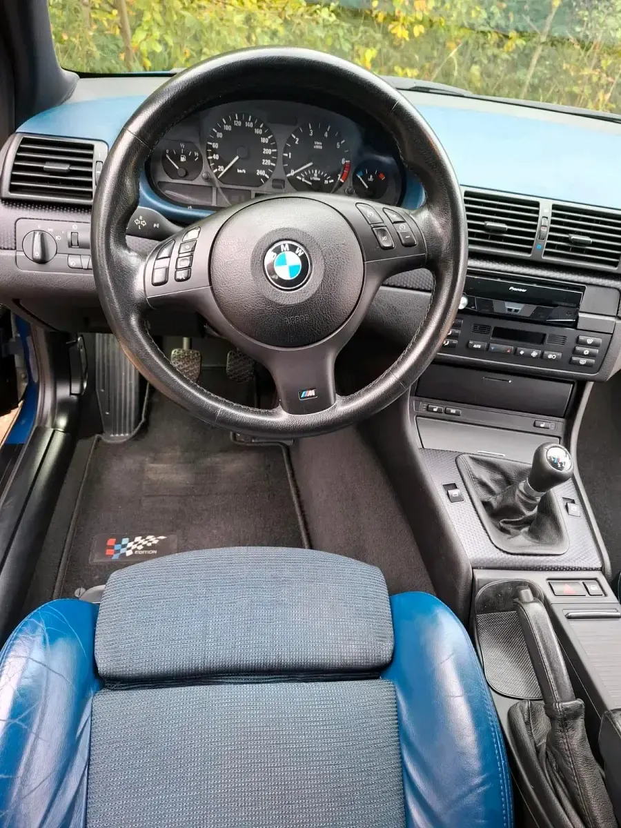Gebraucht BMW 325 192 PS (141 kW) 2002 Blau Coupé