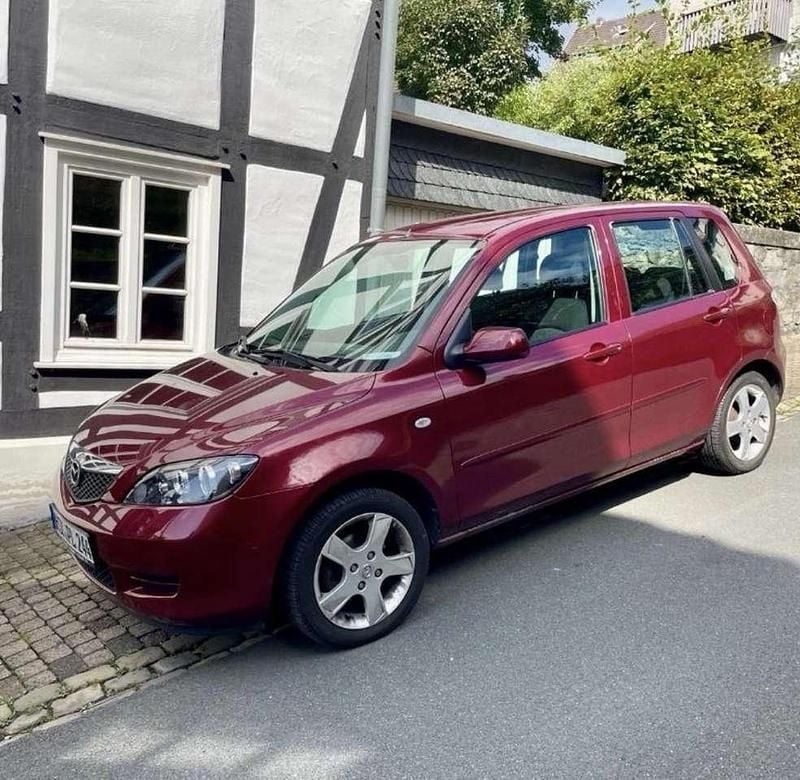 Rot Gebraucht 2007 Mazda 2 Exclusive Kombi | 2.650 € (Guter Preis) - Bild 1/1