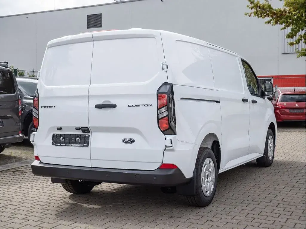 Neu Ford Transit Custom Trend 110 PS (80 kW) 2026 Frozen white Limousine