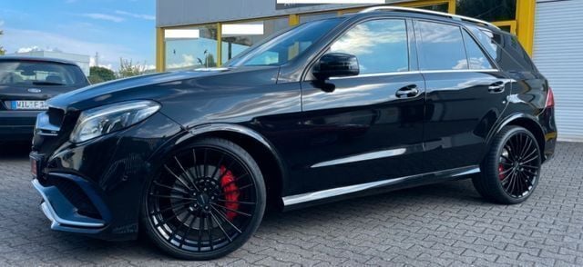 Gebraucht Mercedes GLE63 AMG AMG 585 PS (430 kW) 2016 Schwarz Limousine