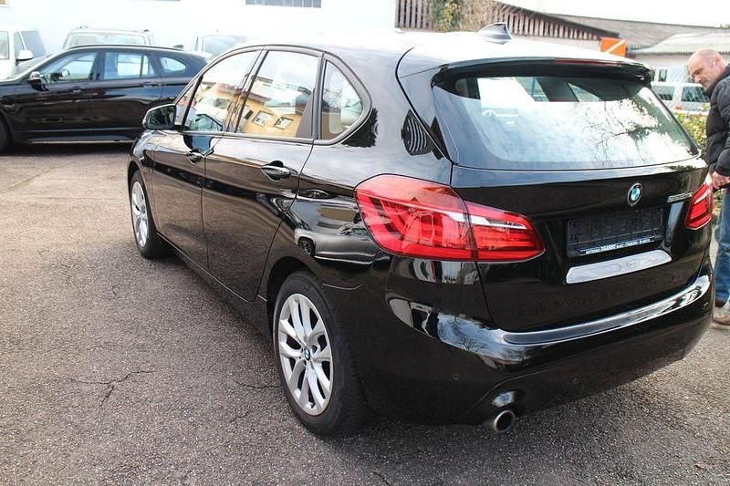 Gebraucht BMW 225 Performance 224 PS (164 kW) 2019 Schwarz Van / Kleinbus