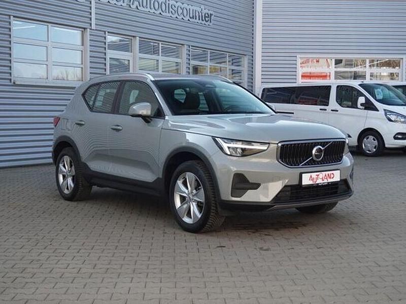 Gebraucht Volvo XC40 163 PS (119 kW) 2025 Vapourgraumet. SUV