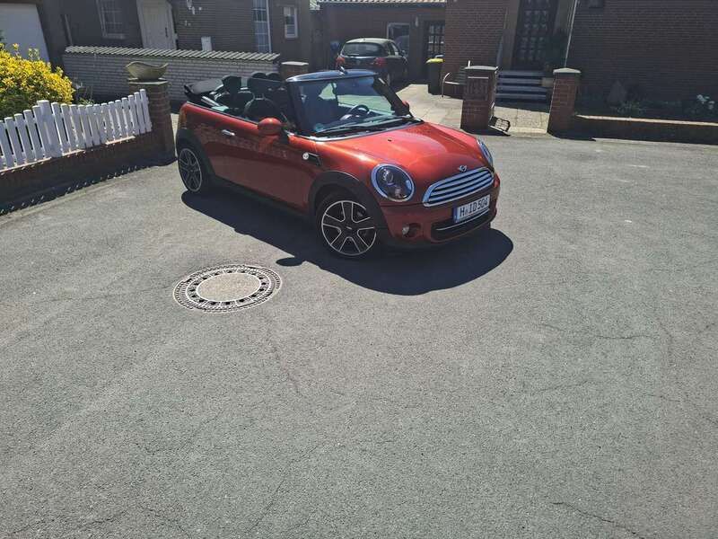 Orange Gebraucht 2012 Mini Cooper Cabriolet Cabrio | 10.999 € (Etwas zu teuer) - Bild 1/4