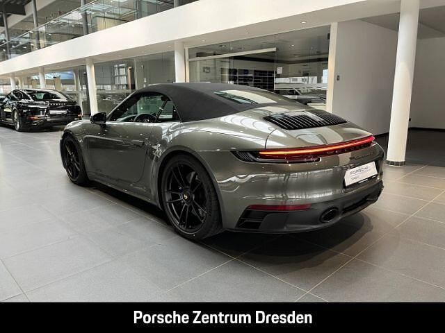 Gebraucht Porsche 992 480 PS (353 kW) 2024 Aventuringrünmetallic (metallic)