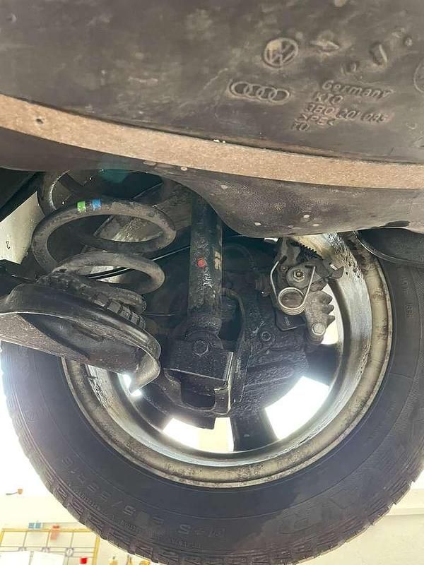 Gebraucht VW Passat 131 PS (96 kW) 2004 Blau Limousine