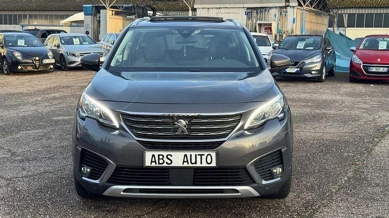 Gebraucht Peugeot 5008 Allure 131 PS (96 kW) 2019 Grau SUV