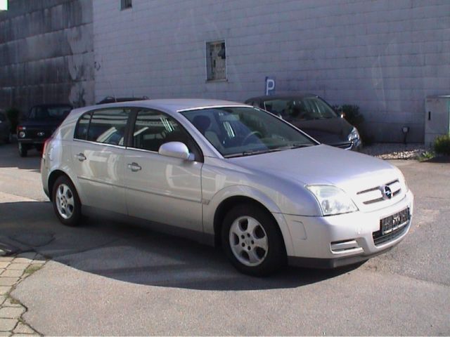 Gebraucht Opel Signum 125 PS (91 kW) 2004 Silber metallic Kleinwagen