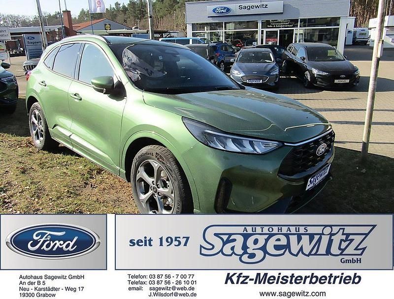 Gebraucht Ford Kuga ST-Line 186 PS (136 kW) 2025 Grün SUV