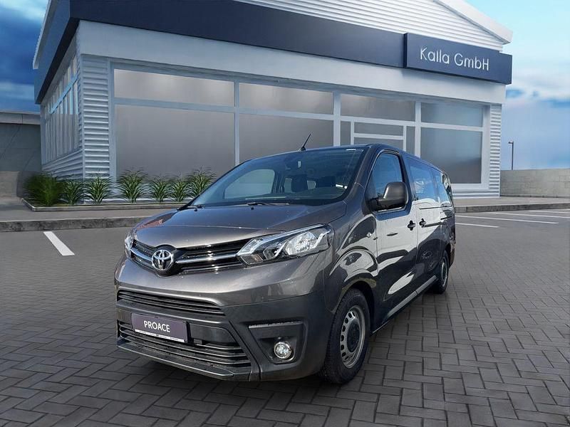 Grau Gebraucht 2023 Toyota Proace Comfort Van | 32.980 € (Guter Preis) - Bild 1/4