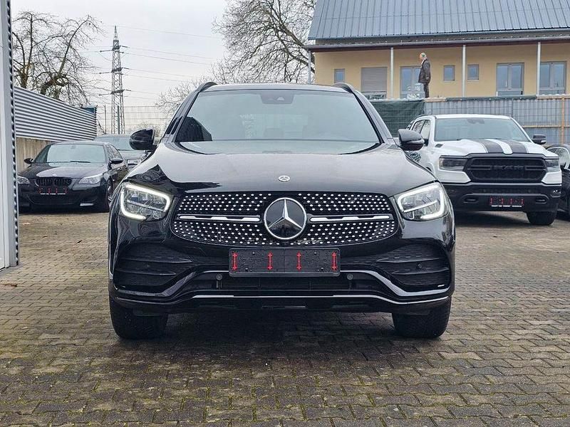 Gebraucht Mercedes GLC300 AMG 258 PS (189 kW) 2022 Schwarz SUV