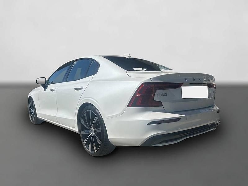 Gebraucht Volvo S60 Ultimate 250 PS (183 kW) 2023 Weiß Limousine