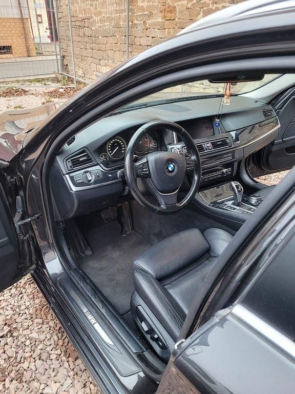 Gebraucht BMW 525 218 PS (160 kW) 2015 Grau Kombi
