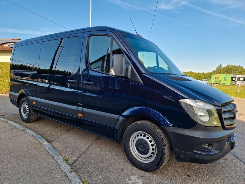 Gebraucht Mercedes Sprinter 163 PS (119 kW) 2019 Cavansitblau metallic Van