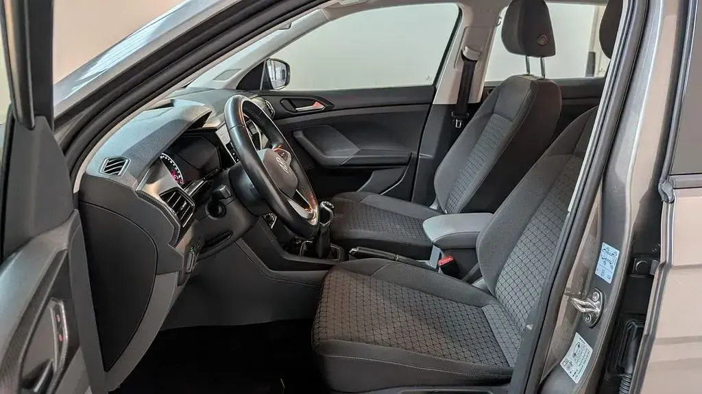 Gebraucht VW T-Cross Life 95 PS (69 kW) 2021 Grau SUV
