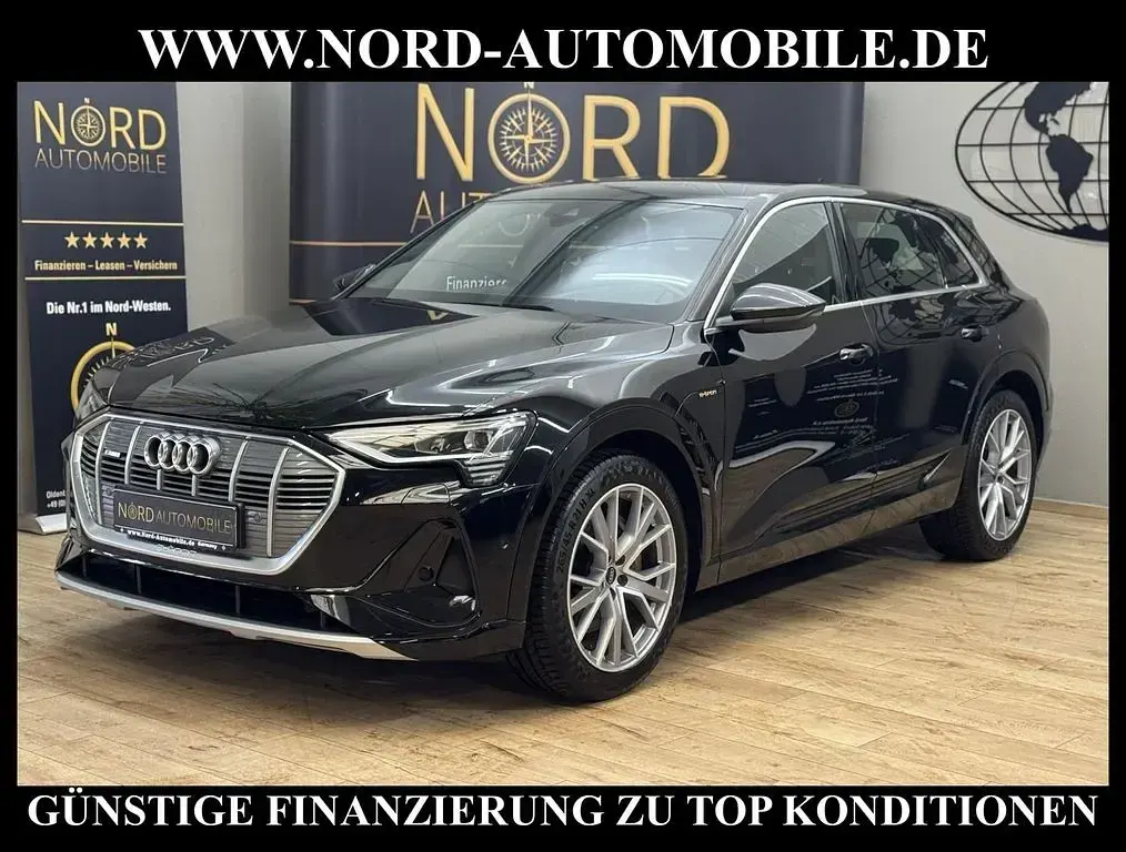 Second-hand Audi e-tron S-Line 230 kW (313 CP) 2021 Negru SUV