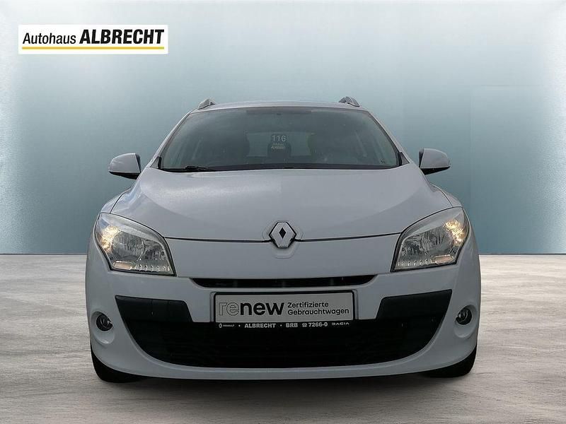Gebraucht Renault Mégane III Expression 110 PS (80 kW) 2011 Weiß Limousine