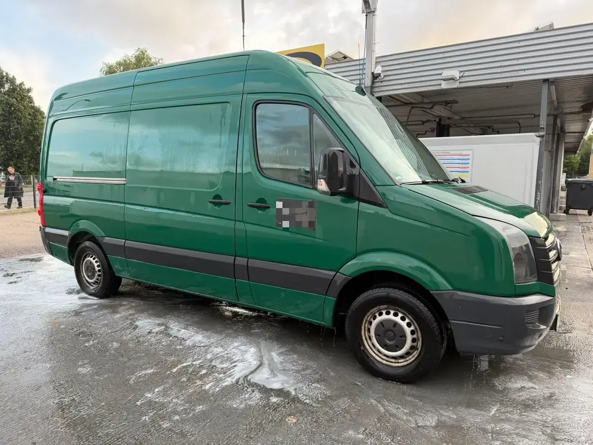 Gebraucht VW Crafter 163 PS (119 kW) 2013 Grün Van