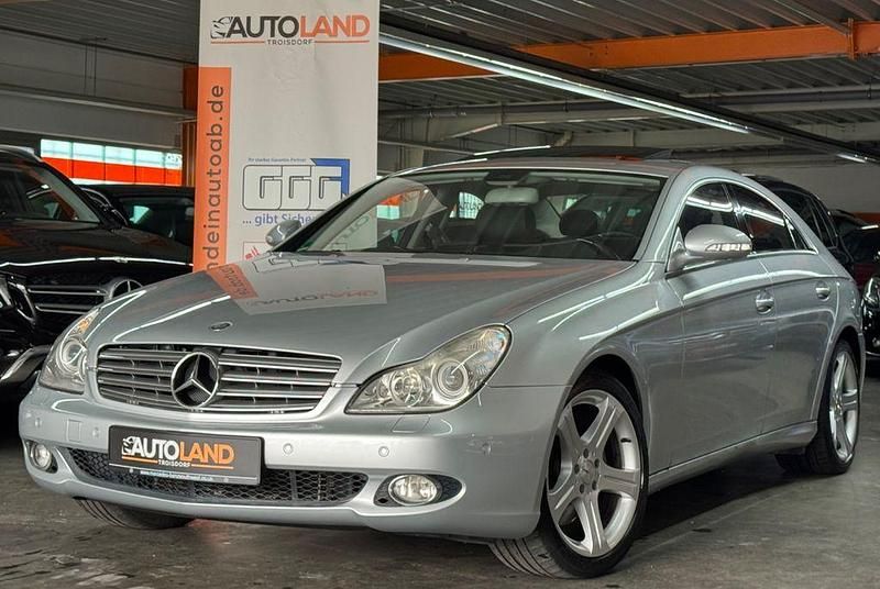Gebraucht Mercedes CLS500 306 PS (225 kW) 2005 Silber Coupé