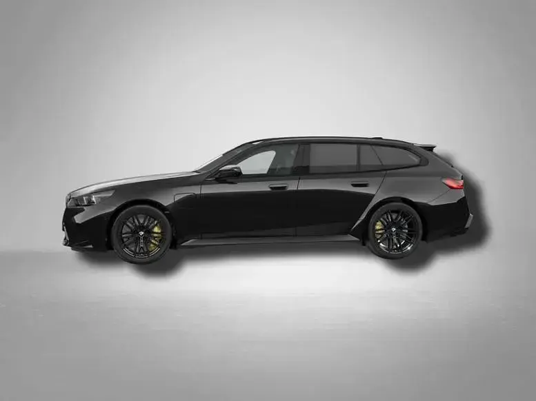 Gebraucht BMW M5 Comfort Edition 727 PS (534 kW) 2026 Saphirschwarz metallic Kombi