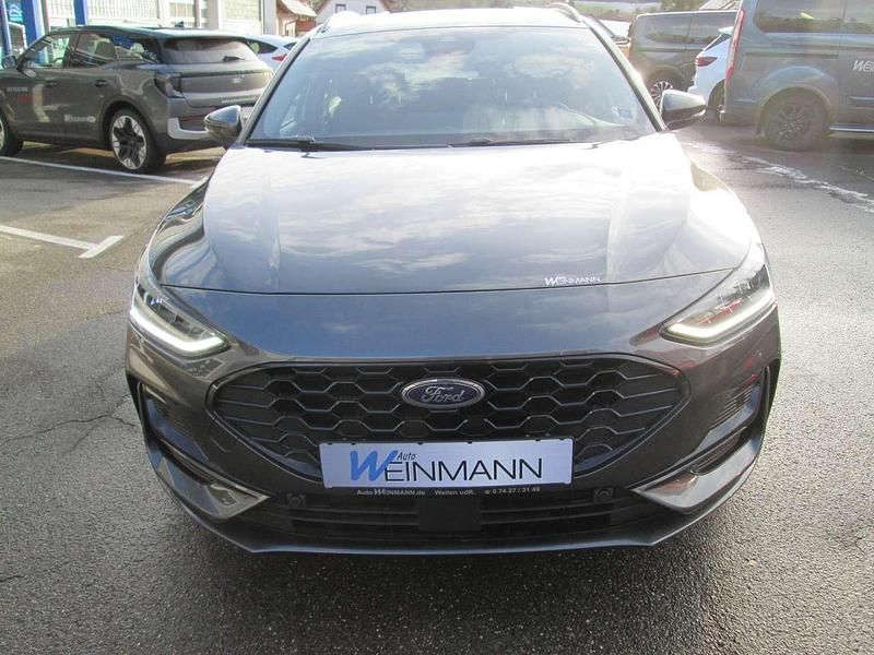 Gebraucht Ford Focus ST-Line 155 PS (114 kW) 2024 Magneticgrau (metallic) Kombi