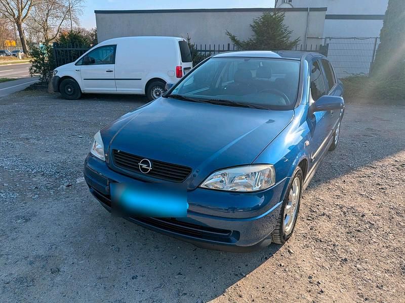 Usata Opel Astra 2002 Blu Berlina