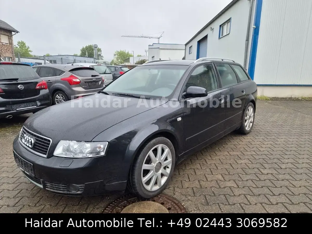 Gebraucht Audi A4 131 PS (96 kW) 2003 Schwarz Limousine