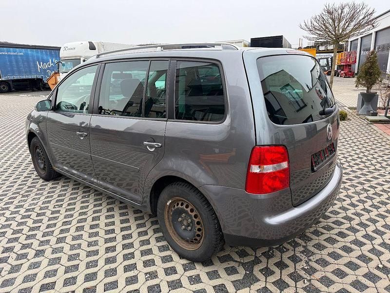 Gebraucht VW Touran 105 PS (77 kW) 2005 Grau Van / Kleinbus