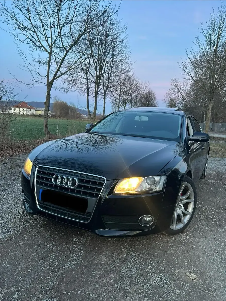 Gebraucht Audi A5 143 PS (105 kW) 2009 Schwarz Coupé