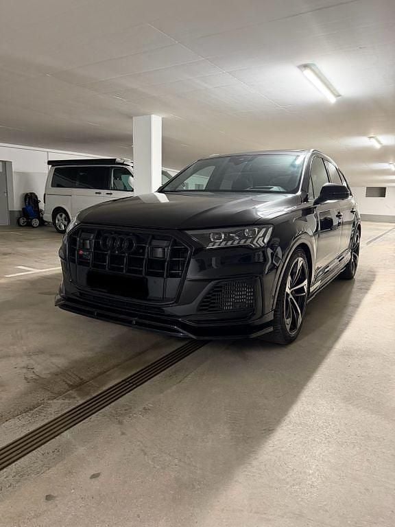 Schwarz Gebraucht 2020 Audi SQ7 Sport SUV | 52.800 € (Guter Preis) - Bild 1/4