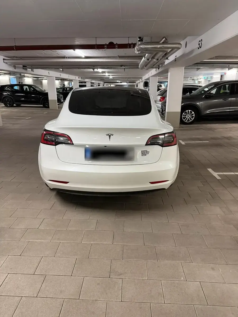 Gebraucht Tesla Model 3 239 kW (325 PS) 2022 Weiß Limousine