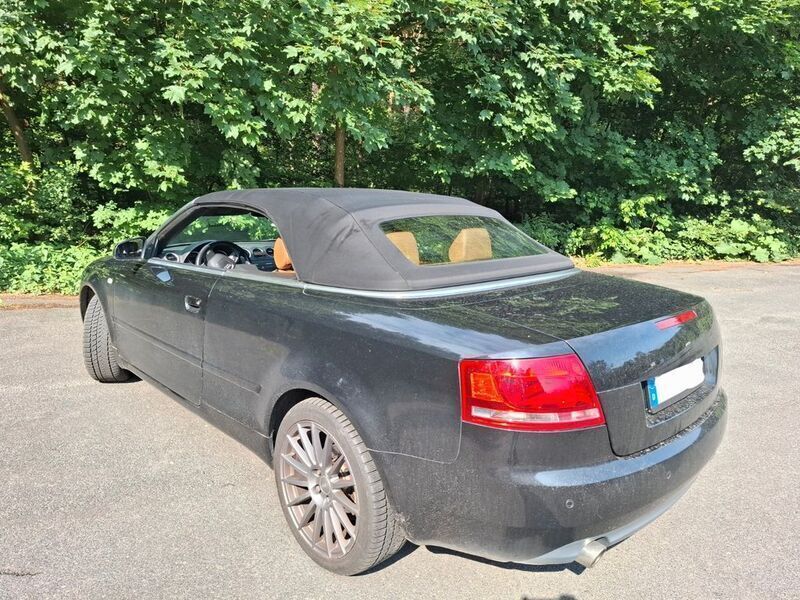 Schwarz Gebraucht 2004 Audi A4 Cabriolet Exclusive Cabrio | 4.990 € (Fairer Preis) - Bild 1/4
