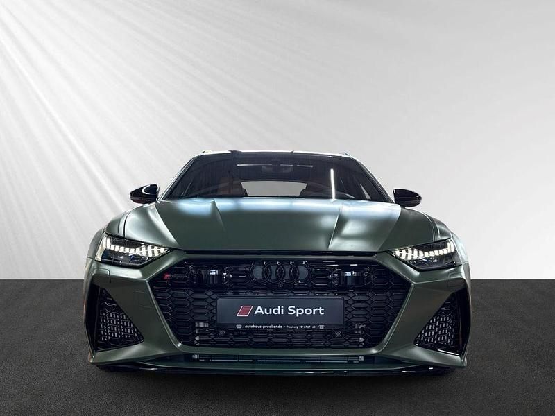 Gebraucht Audi RS6 Ambiente 600 PS (441 kW) 2023 Distriktgrün matt (gruen) Kombi