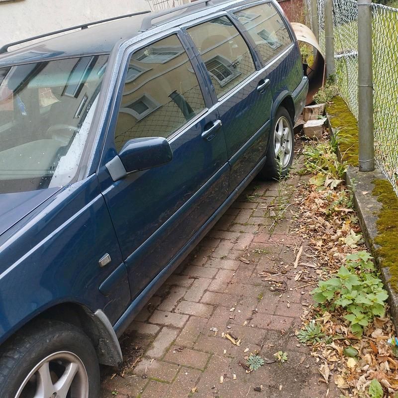 Gebraucht Volvo V70 1998 Blau Kombi