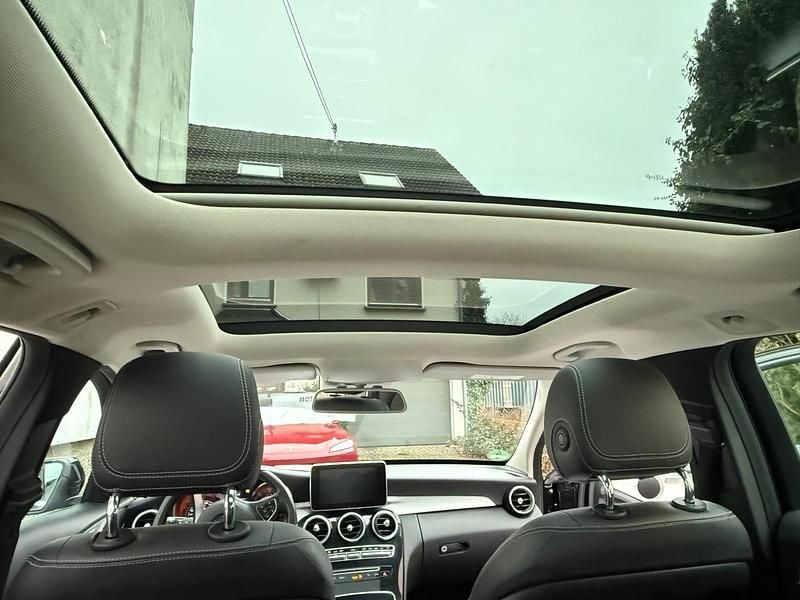Gebraucht Mercedes C180 156 PS (114 kW) 2017 Schwarz Kombi