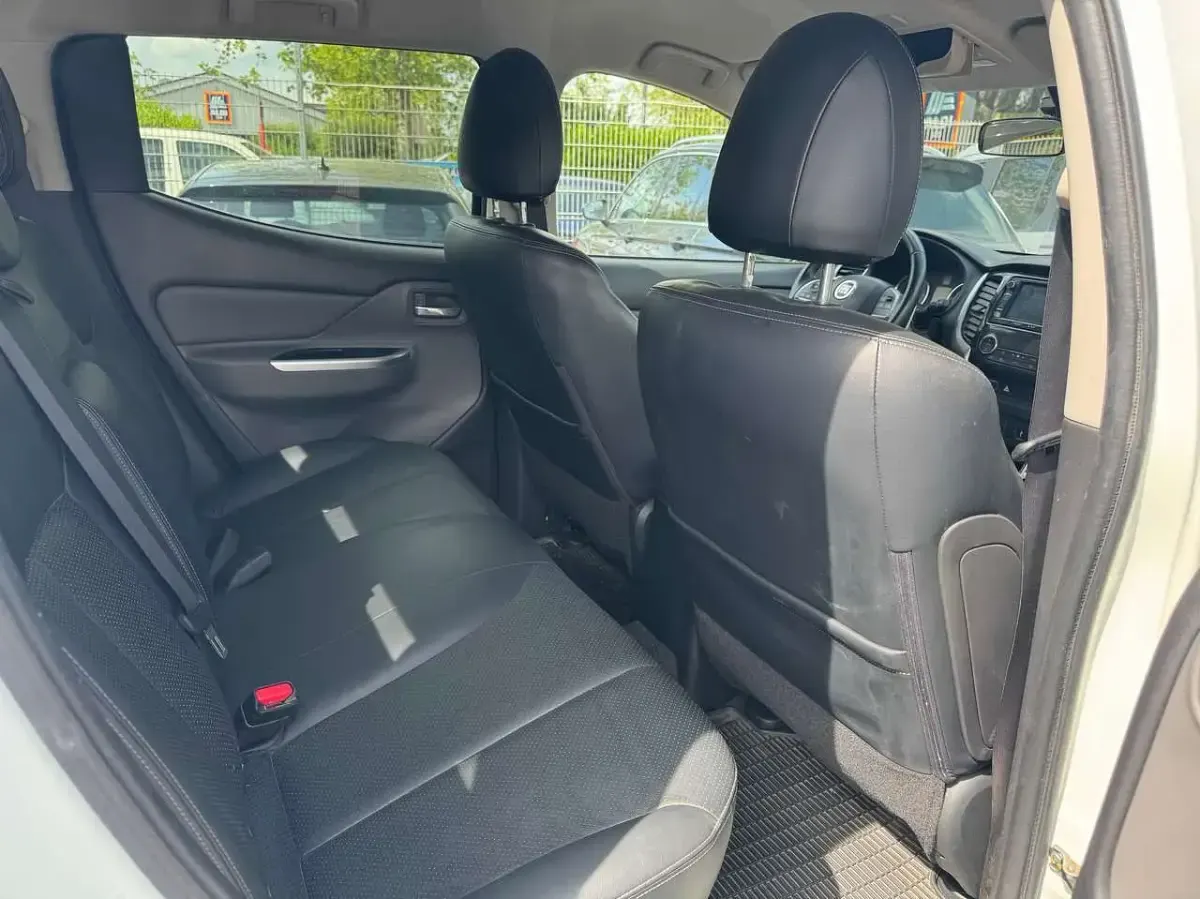 Używany Fiat Fullback 154 KM (113 kW) 2019 Biały Pickup